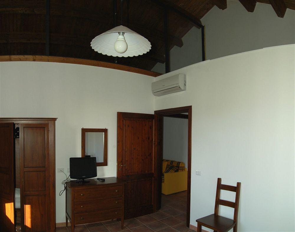 Agriturismo La Concordia Valderice Bagian luar foto