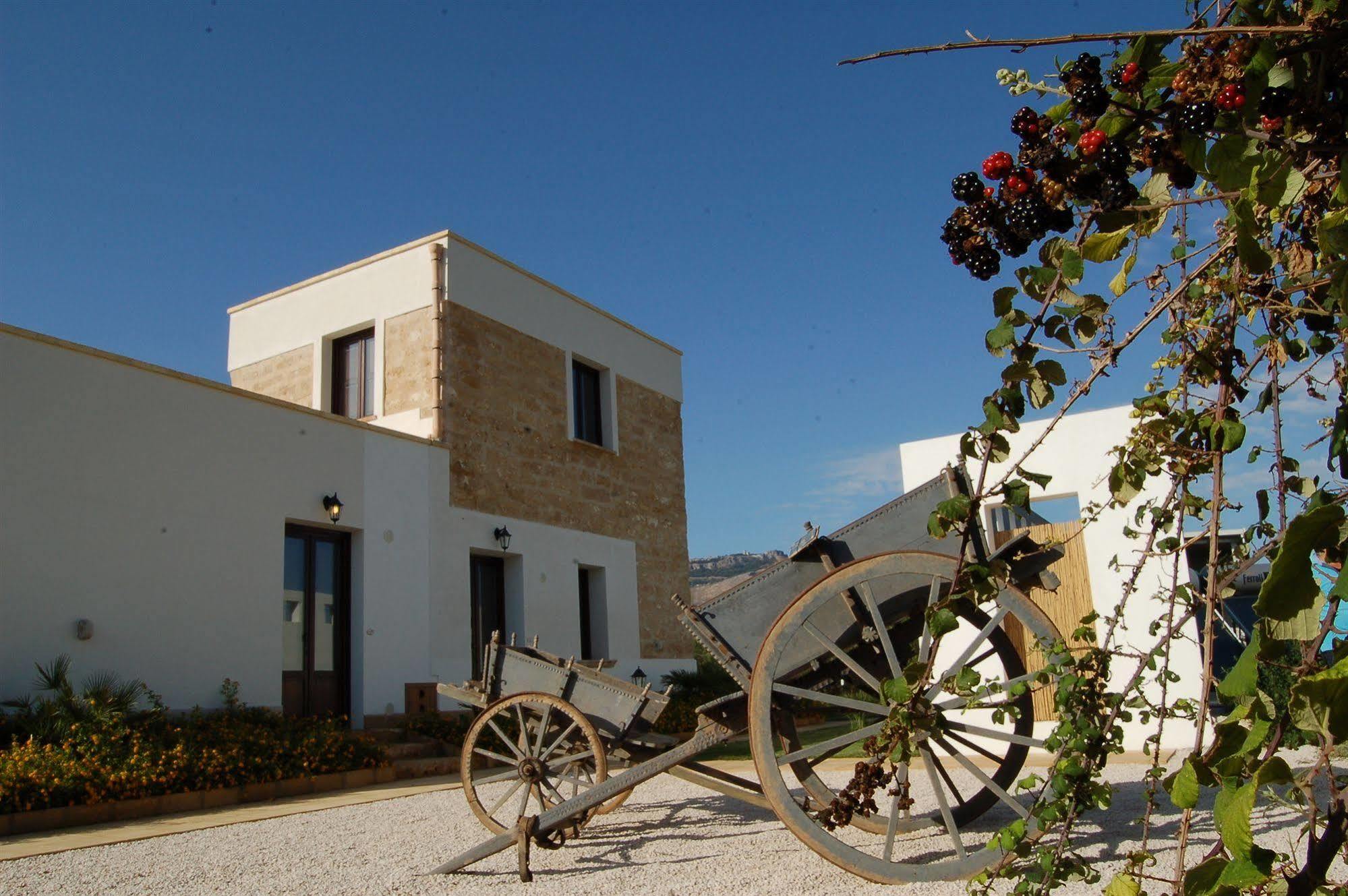 Agriturismo La Concordia Valderice Bagian luar foto