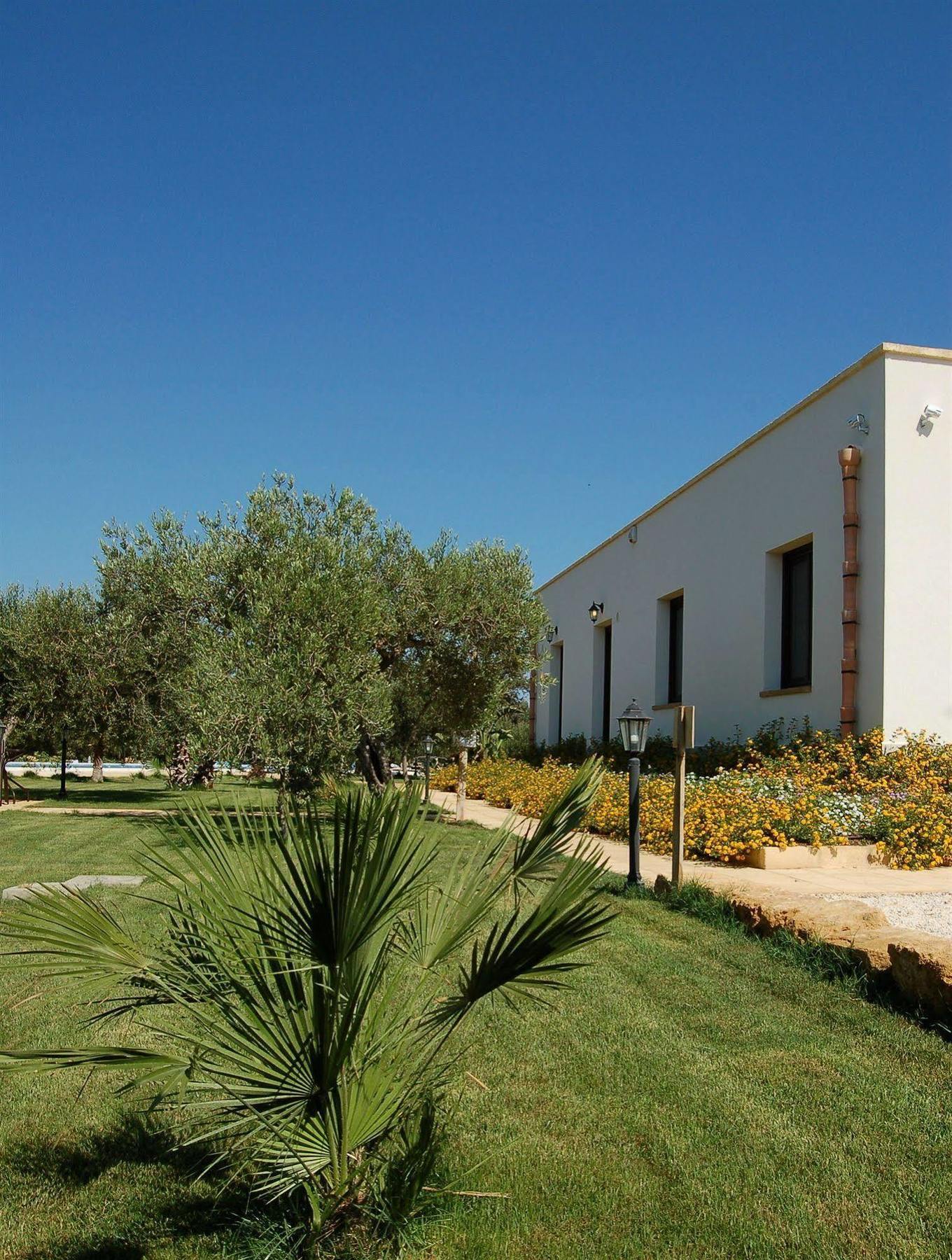 Agriturismo La Concordia Valderice Bagian luar foto
